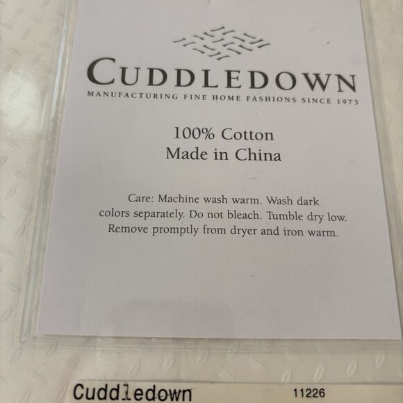 CUDDLEDOWN 400 Thread Count Flat Sheet, Twin, White Riso Jacquard Combed Cotton - Picture 6 of 6